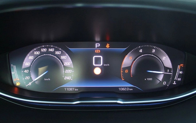 Peugeot 5008 cena 145990 przebieg: 11082, rok produkcji 2023 z Bobolice małe 704